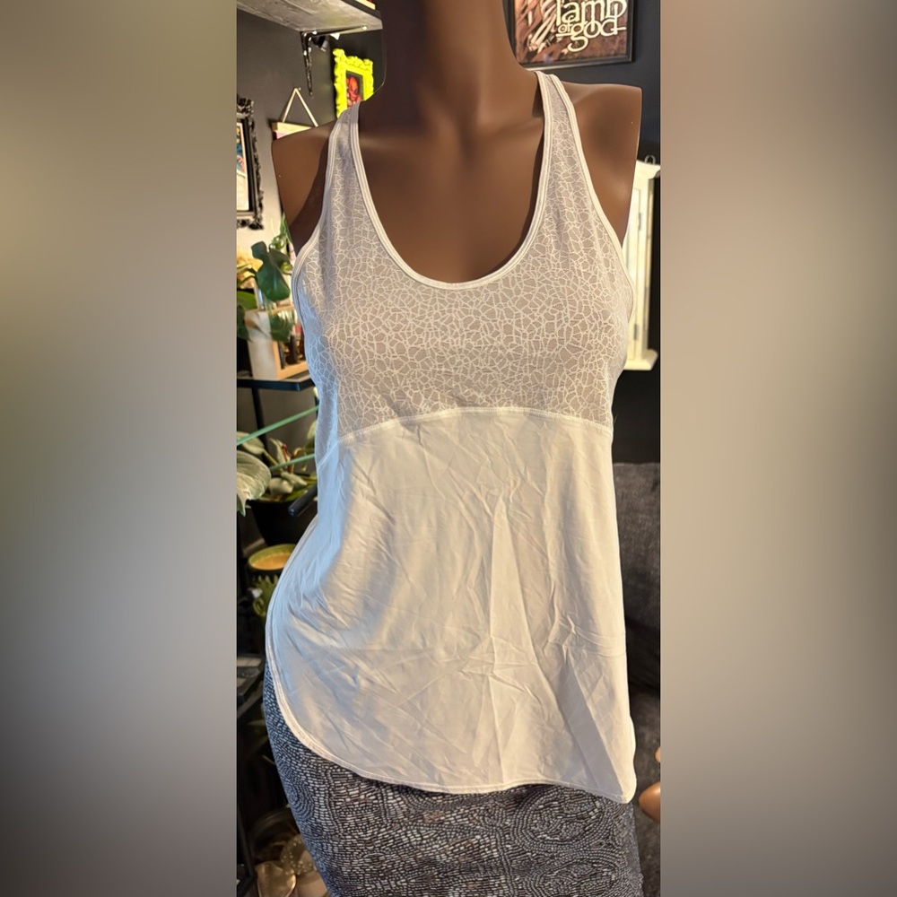 Lululemon White Tranquil Mesh Racerback Tank (Size 4)